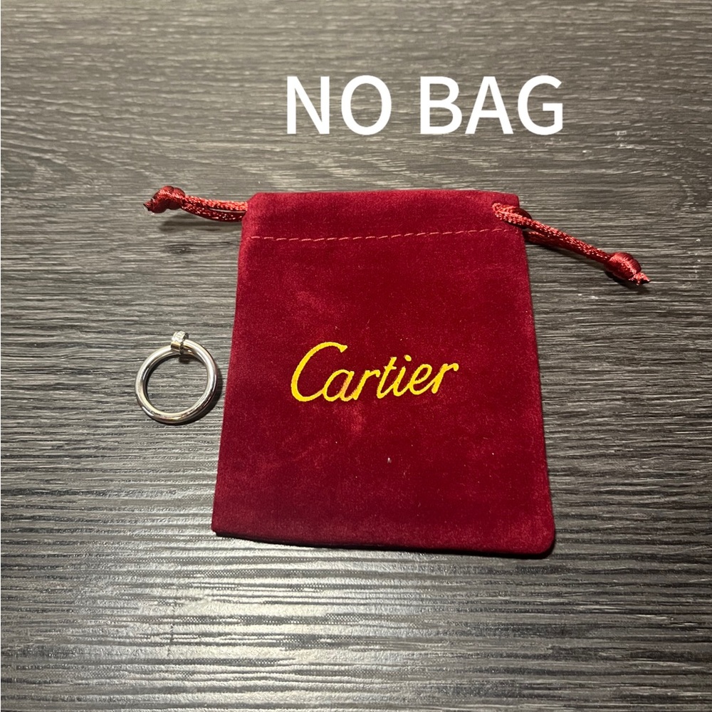 Silver Ring with Burgundy Pouch